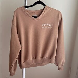 Hollister Women's V-Neck Brown sweatshirt